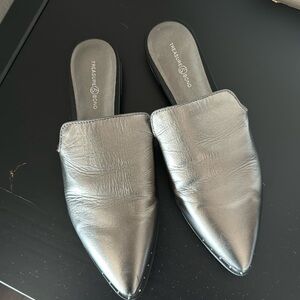 Treasure & Bond Silver Women's Shoes